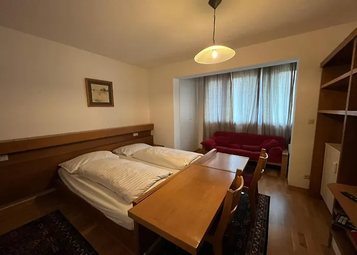 Апартаменти Haus Schuschnig Бад-Кляйнкірхгайм